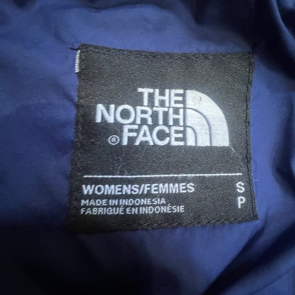 The North Face Insulated Quilted Luna Jacket, Womens Size Small, Lightweight S - Picture 9 of 16